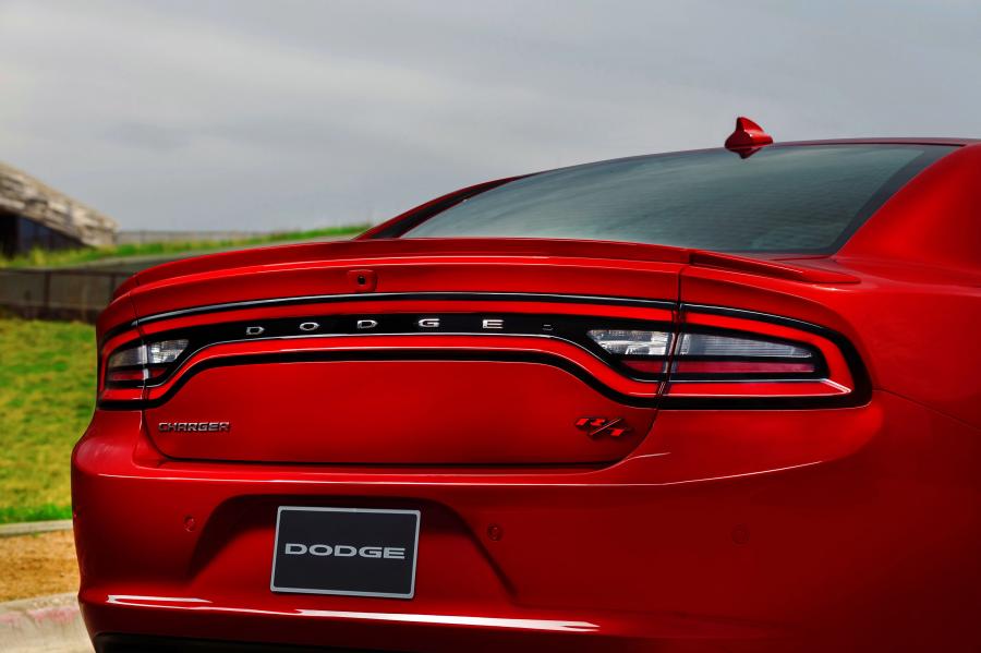  Dodge Charger R/T 2015 года  (фото 47 из 61)